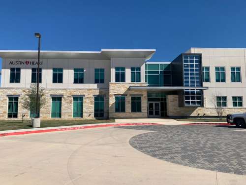 smmc_sadler-east-office-plaza_09.jpg